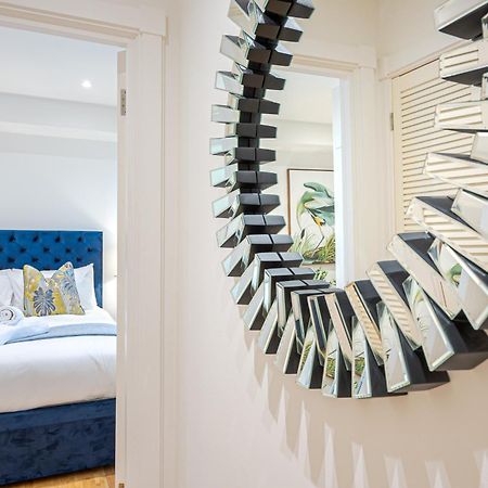 Chic Belgravia Hideaway With Private Patio 10 Mins To Harrods 伦敦 外观 照片